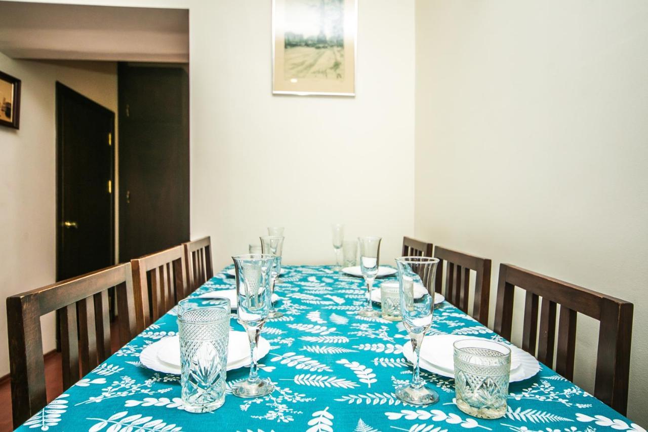 Apartment Ploshchad Pobedy 3 Komnaty Minszk Kültér fotó